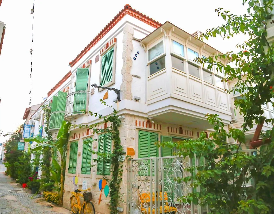 kontakty Bellapais 58 Luxury Cesme